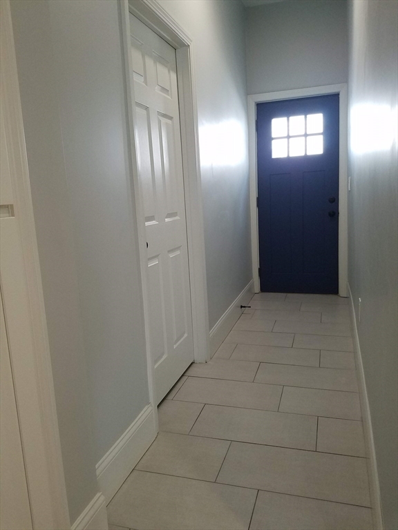 2 bed, 1 bath apartment for rent at 18 Wilson Unit 1, Bell Rock — photo 8 of 11