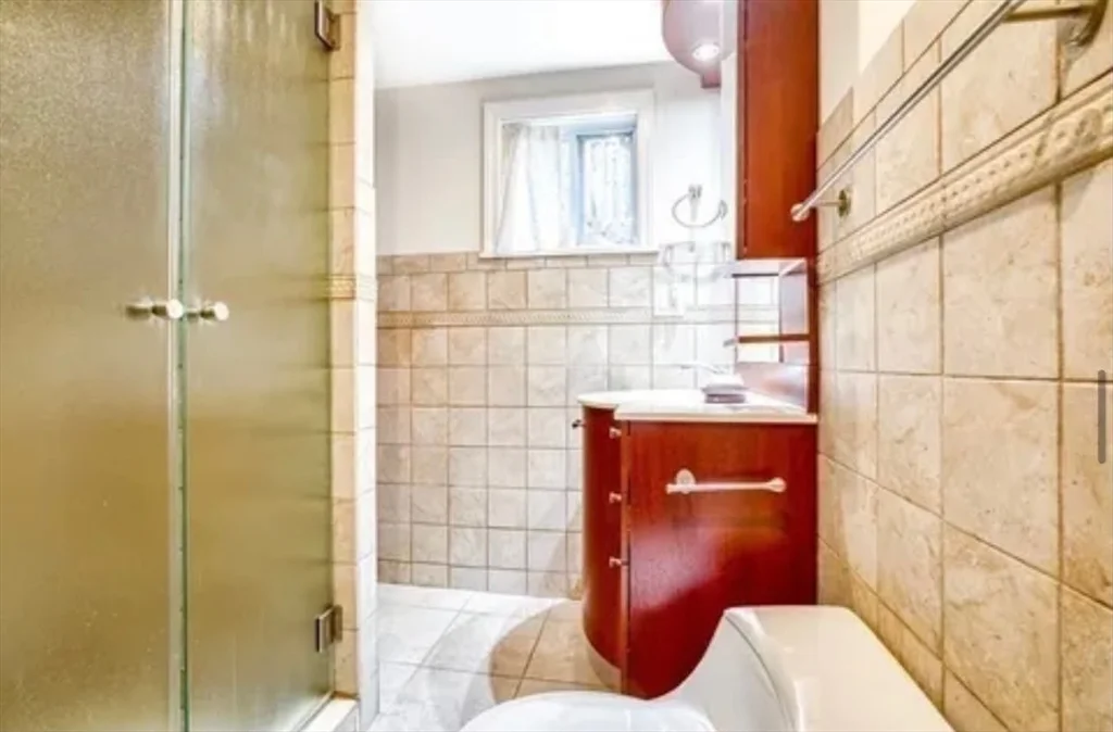 4 bed, 3 bath apartment for rent at 18 Winchester Dr Unit -, Lexington — photo 14 of 18