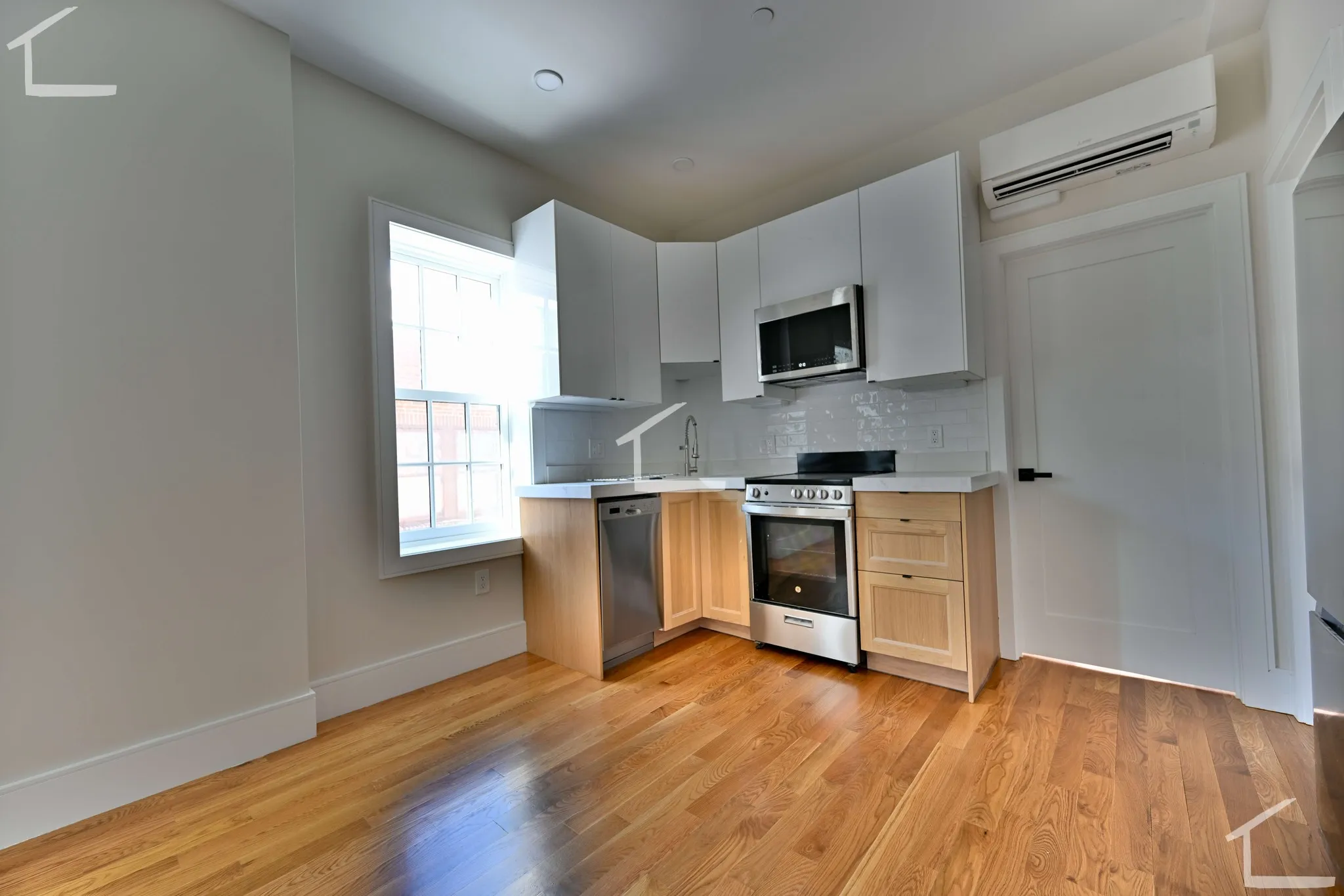 2 bed, 1 bath apartment for rent at 18 Winchester St Unit 4, Back Bay — photo 1 of 10