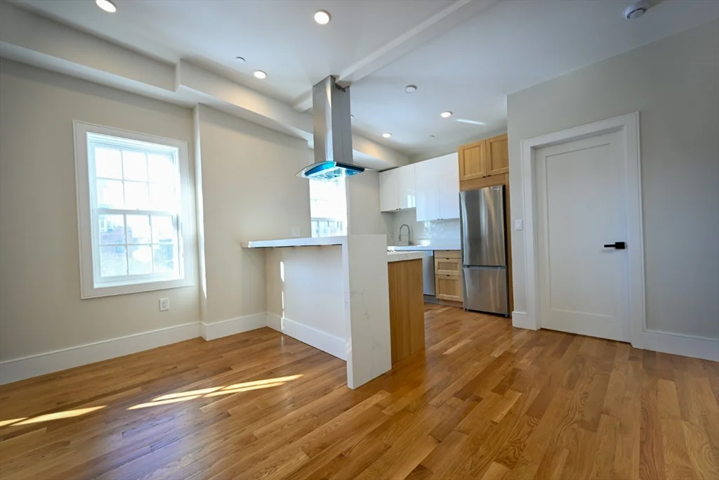3 bed, 2 bath apartment for rent at 18 Winchester St Unit 9, Bay Village
