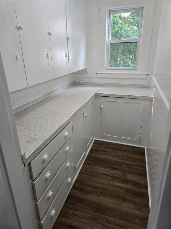 3 bed, 1 bath apartment for rent at 18 Windsor Ct Unit 2, Southbridge — photo 4 of 9