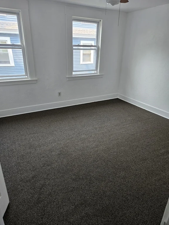 3 bed, 1 bath apartment for rent at 18 Windsor Ct Unit 2, Southbridge — photo 5 of 9