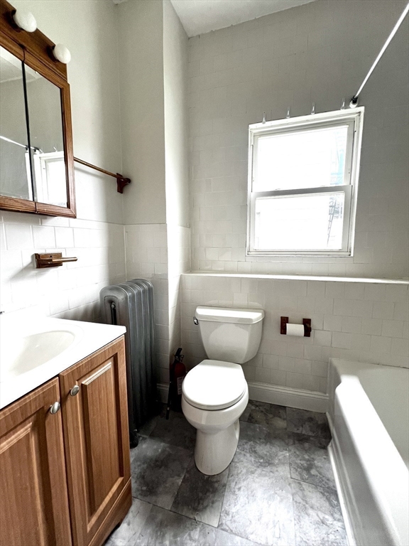 1 bed, 1 bath apartment for rent at 18 Winslow Rd Unit 1, Coolidge Corner — photo 7 of 11