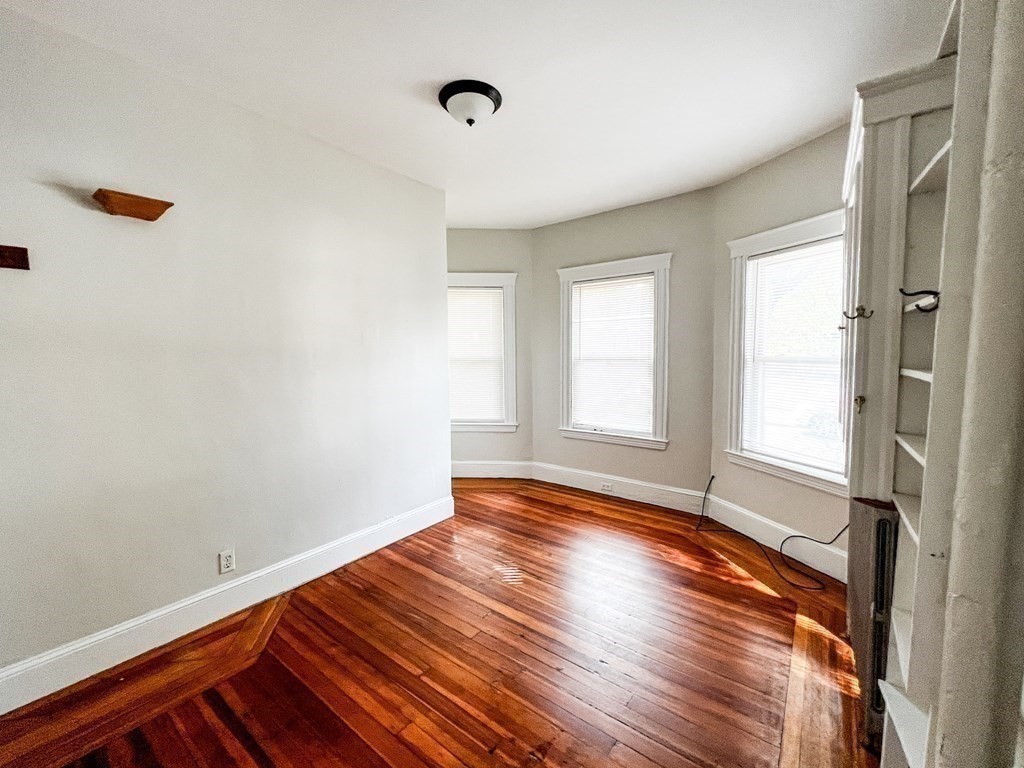 1 bed, 1 bath apartment for rent at 18 Winslow Rd Unit 1, Coolidge Corner — photo 2 of 11