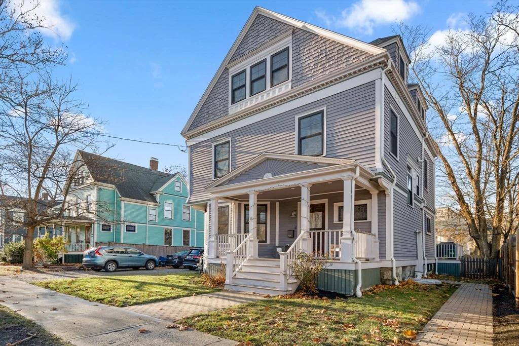 1 bed, 1 bath apartment for rent at 18 Wyman St Unit 1, Arlington