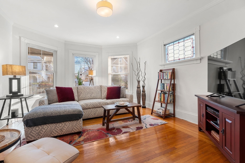 4 bed, 3 bath apartment for rent at 18 Wyman St Unit 2, East Arlington — photo 9 of 34