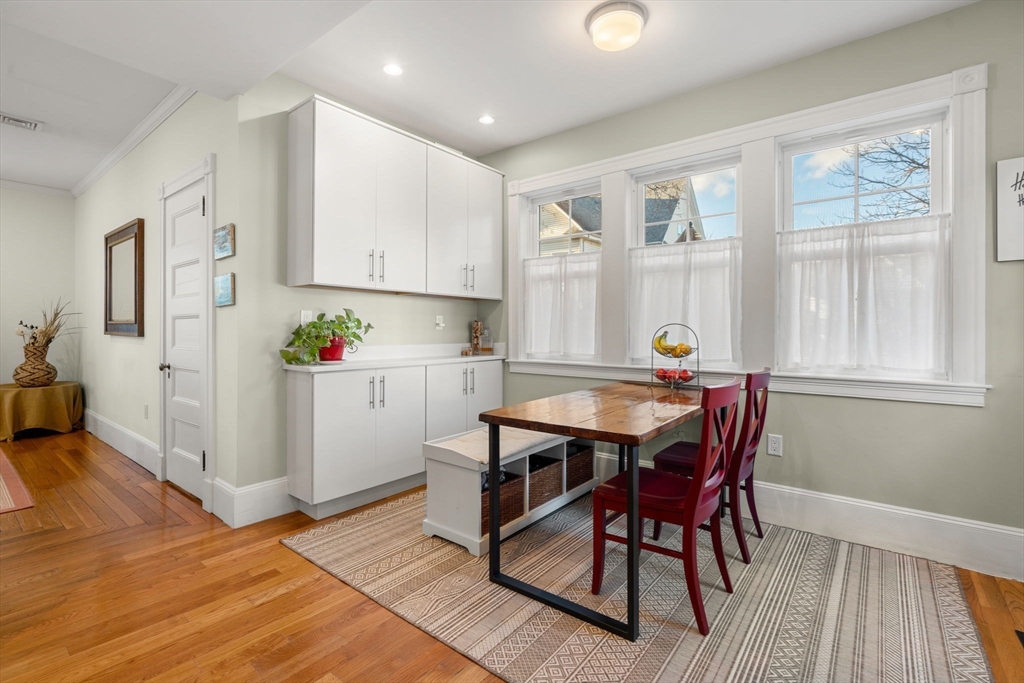 4 bed, 3 bath apartment for rent at 18 Wyman St Unit 2, East Arlington — photo 7 of 34