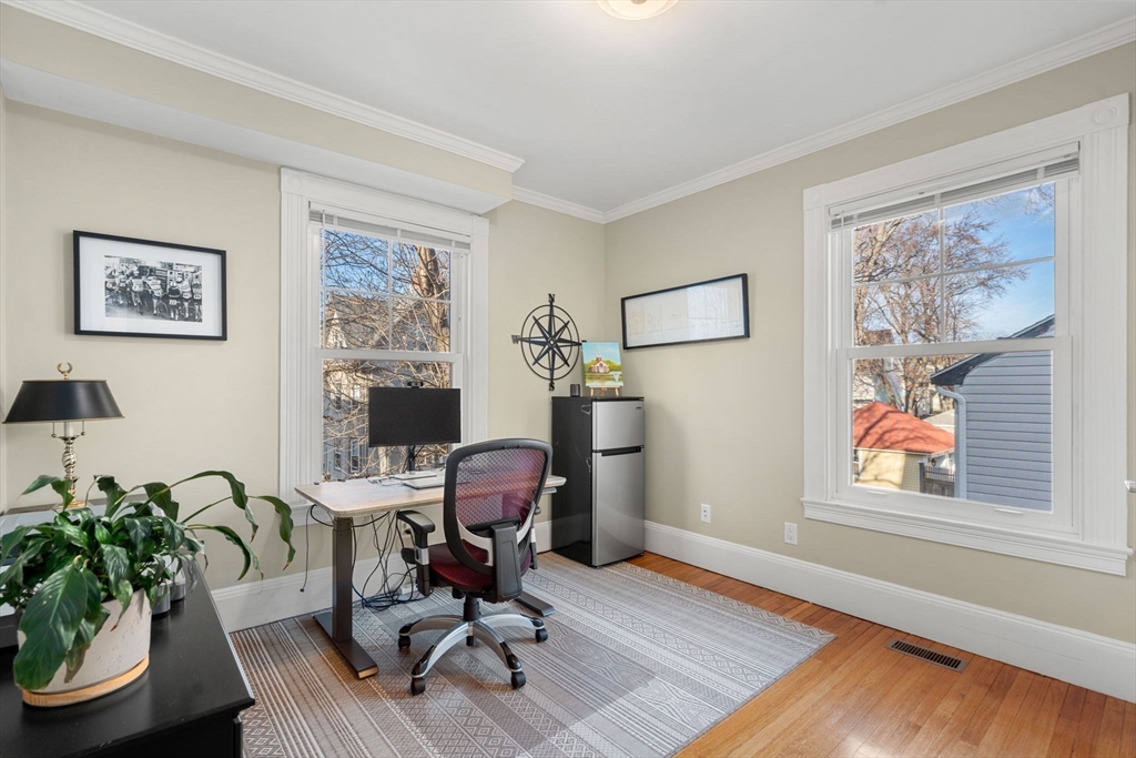 4 bed, 3 bath apartment for rent at 18 Wyman St Unit 2, East Arlington — photo 28 of 34