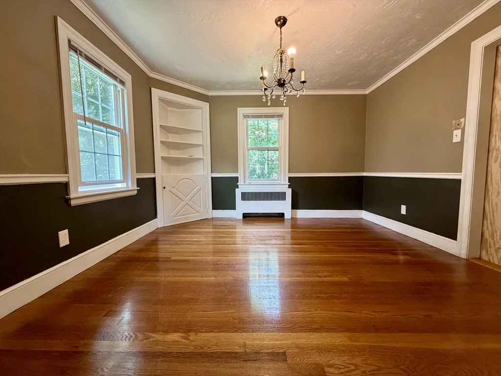 3 bed, 1 bath apartment for rent at 18 Zenith Dr, Worcester — photo 8 of 28