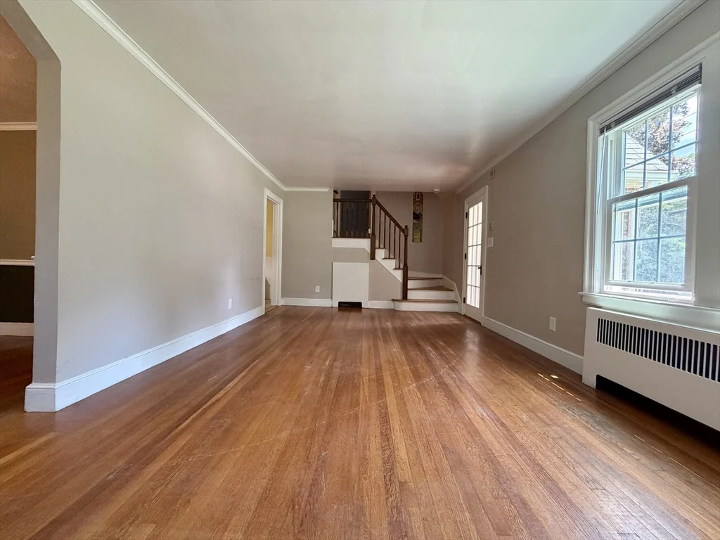 3 bed, 1 bath apartment for rent at 18 Zenith Dr, Worcester — photo 5 of 28