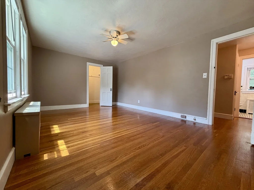 3 bed, 1 bath apartment for rent at 18 Zenith Dr, Worcester — photo 20 of 28
