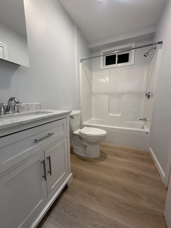 3 bed, 2 bath apartment for rent at 180-182 Osgood St Unit 2, Lawrence — photo 8 of 15