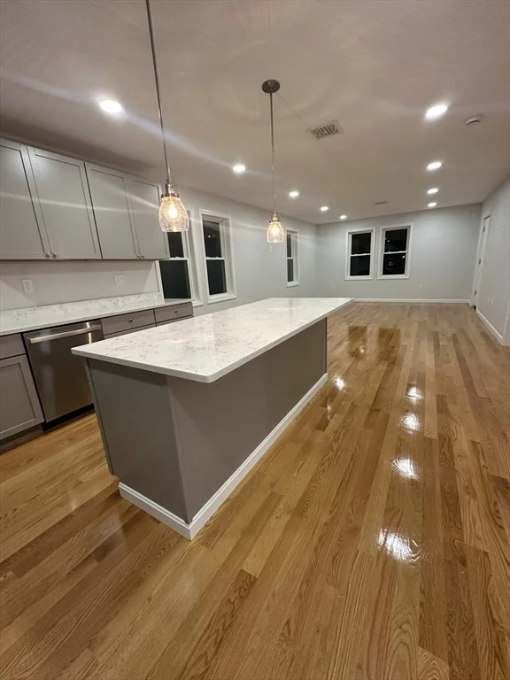 3 bed, 2 bath apartment for rent at 180-182 Osgood St Unit 2, Lawrence — photo 3 of 15