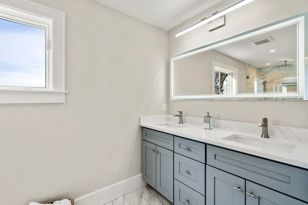 3 bed, 2 bath apartment for rent at 180 Adams St Unit 5, Nonantum — photo 20 of 26