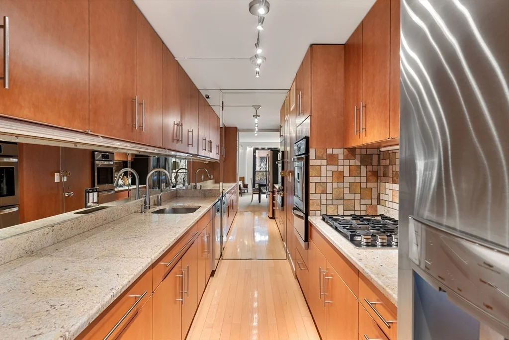 2 bed, 2 bath apartment for rent at 180 Beacon St Unit 4A, Back Bay — photo 9 of 24