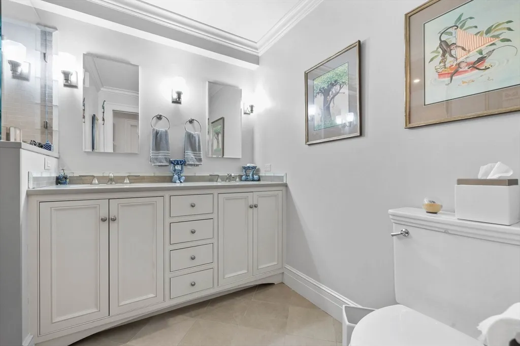 3 bed, 2.5 bath apartment for rent at 180 Beacon St Unit 9G, Back Bay — photo 11 of 22