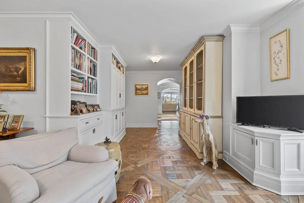 3 bed, 2.5 bath apartment for rent at 180 Beacon St Unit 9G, Back Bay — photo 20 of 22