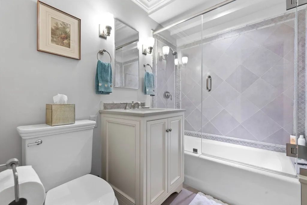 3 bed, 2.5 bath apartment for rent at 180 Beacon St Unit 9G, Back Bay — photo 8 of 22