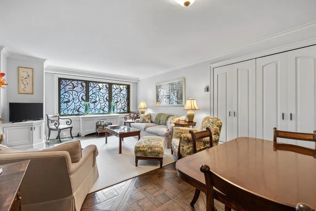 3 bed, 2.5 bath apartment for rent at 180 Beacon St Unit 9G, Back Bay — photo 15 of 22