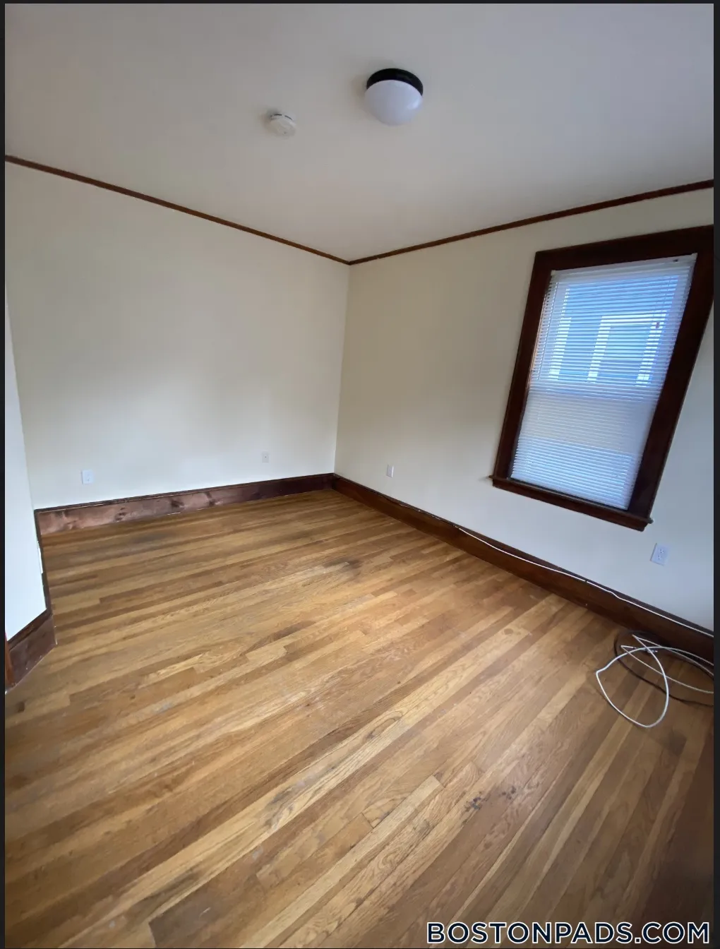 3 bed, 1 bath apartment for rent at 180 Calumet St Unit 2, Mission Hill — photo 8 of 11