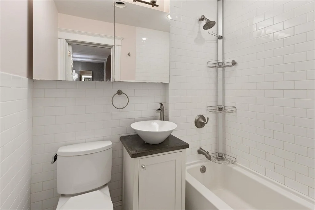 2 bed, 1 bath apartment for rent at 180 Commonwealth Ave Unit B, Back Bay — photo 6 of 15