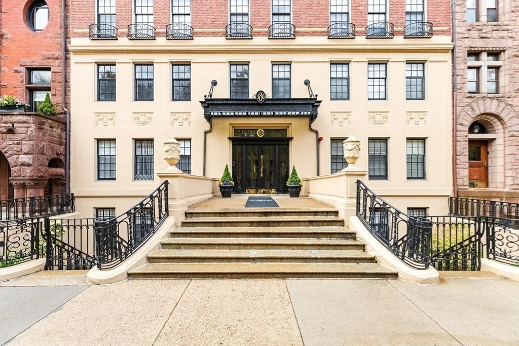 2 bed, 1 bath apartment for rent at 180 Commonwealth Ave Unit B, Back Bay — photo 9 of 15