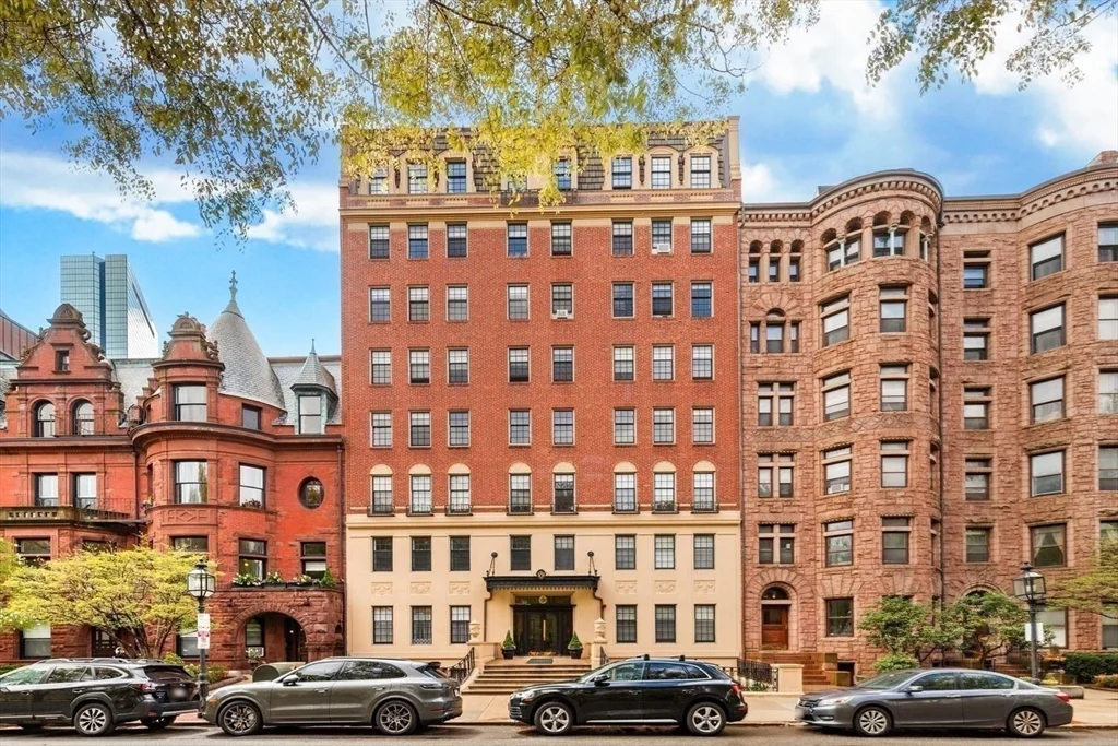 2 bed, 1 bath apartment for rent at 180 Commonwealth Ave Unit B, Back Bay — photo 14 of 15