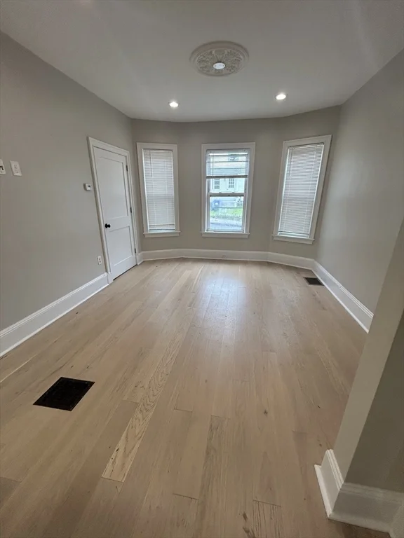 1 bed, 1 bath apartment for rent at 180 Dana Ave Unit 3, Fairmount Hill — photo 4 of 7