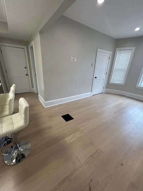 1 bed, 1 bath apartment for rent at 180 Dana Ave Unit 3, Fairmount Hill — photo 3 of 7
