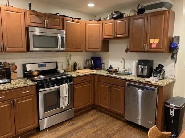 3 bed, 2 bath apartment for rent at 180 Dorchester St Unit 1, South Boston — photo 2 of 12