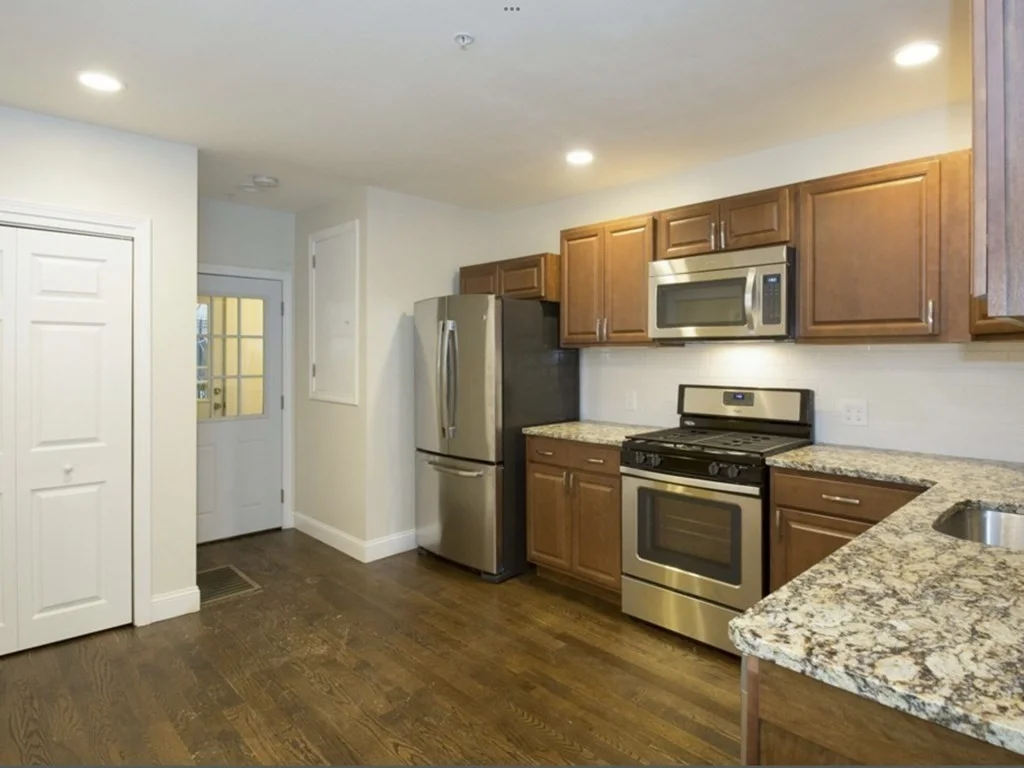 3 bed, 2 bath apartment for rent at 180 Dorchester St Unit 1, South Boston — photo 3 of 12