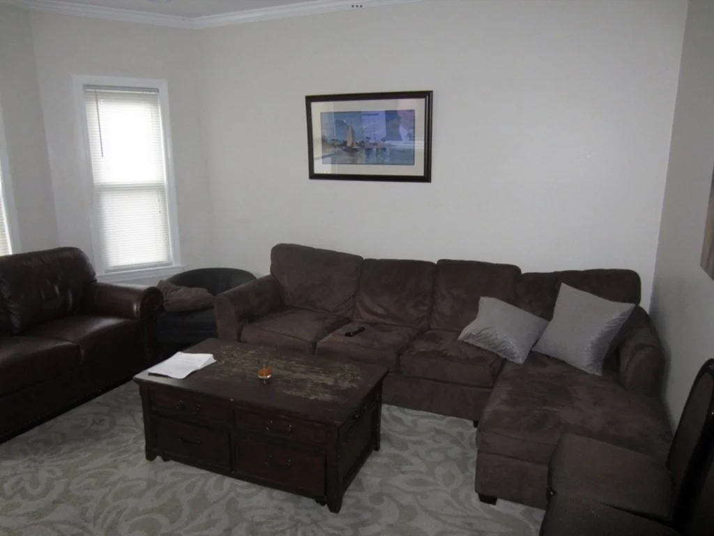 3 bed, 2 bath apartment for rent at 180 Dorchester St Unit 1, South Boston — photo 4 of 12