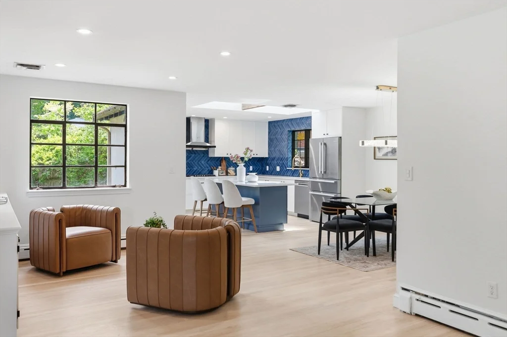 4 bed, 3 bath apartment for rent at 180 Eliot St, Chestnut Hill — photo 8 of 38