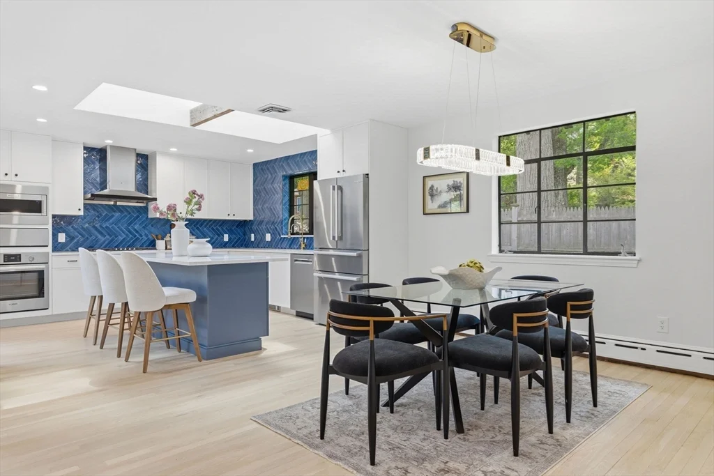 4 bed, 3 bath apartment for rent at 180 Eliot St, Chestnut Hill — photo 13 of 38