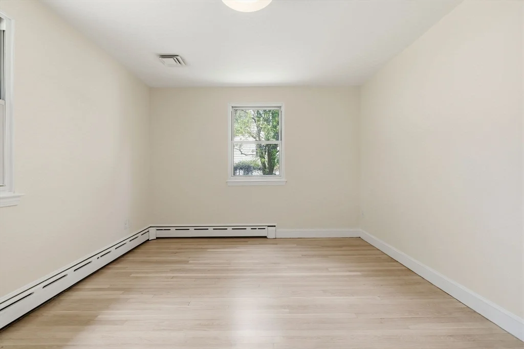 4 bed, 3 bath apartment for rent at 180 Eliot St, Chestnut Hill — photo 26 of 38