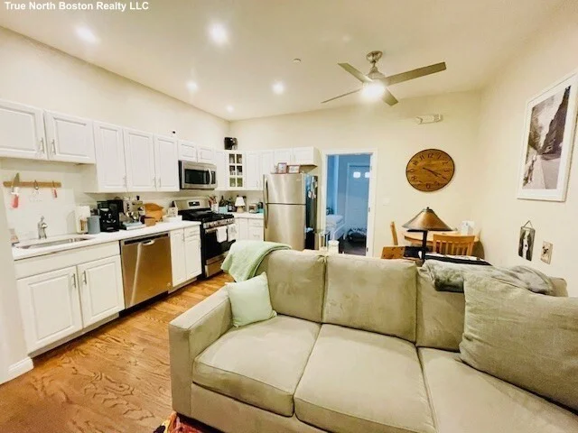 1 bed, 1 bath apartment for rent at 180 Endicott St Unit 1, North End — photo 2 of 9
