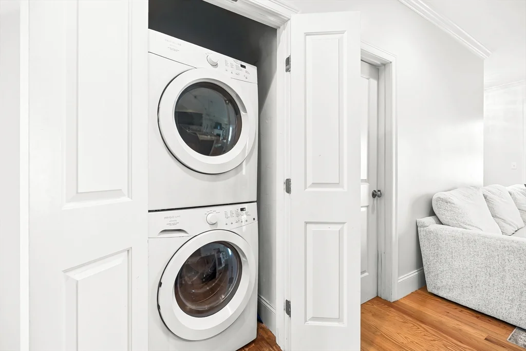2 bed, 1 bath apartment for rent at 180 Gold St Unit 3, South Boston — photo 11 of 18