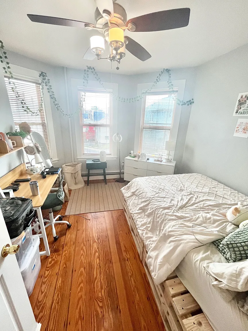 3 bed, 1 bath apartment for rent at 180 Hillside St Unit 1, Mission Hill — photo 8 of 12