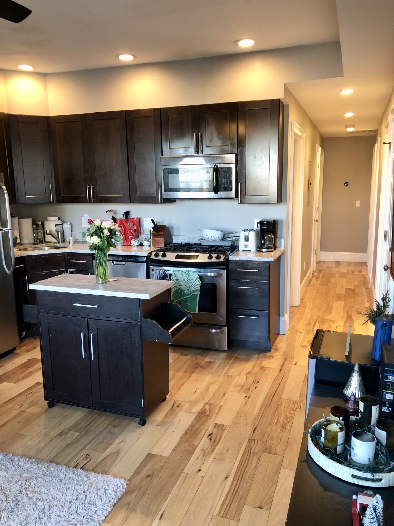 4 bed, 2 bath apartment for rent at 180 Hillside St Unit 2, Mission Hill — photo 4 of 26