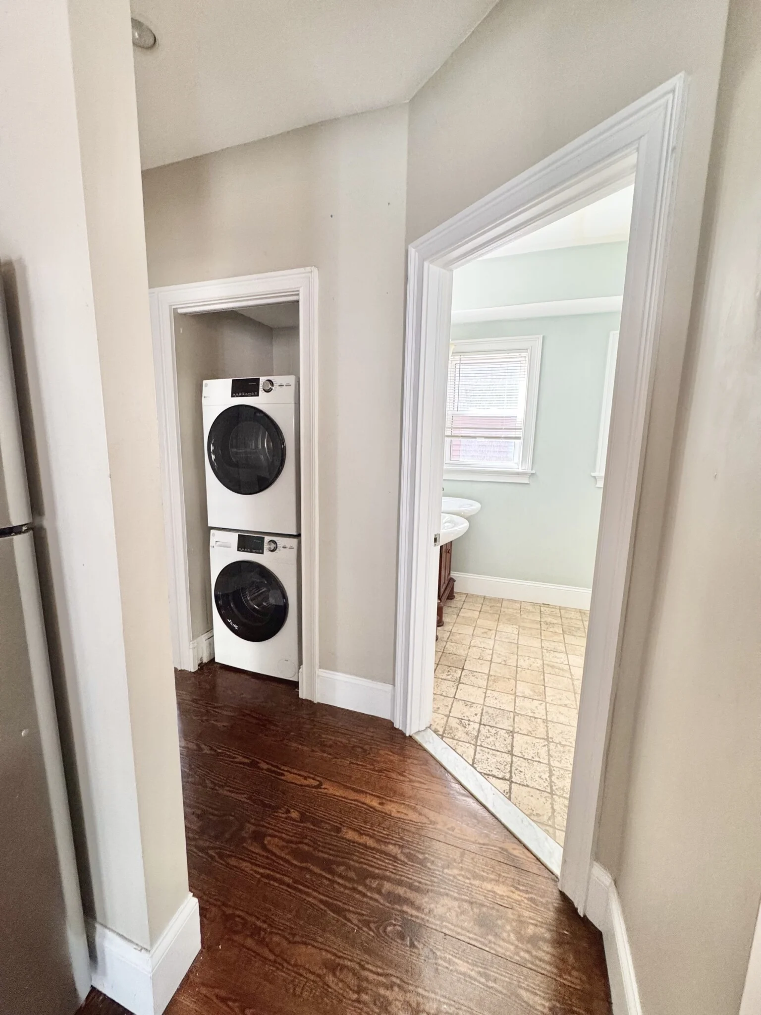 4 bed, 1 bath apartment for rent at 180 Hillside St Unit 3, Mission Hill — photo 8 of 14