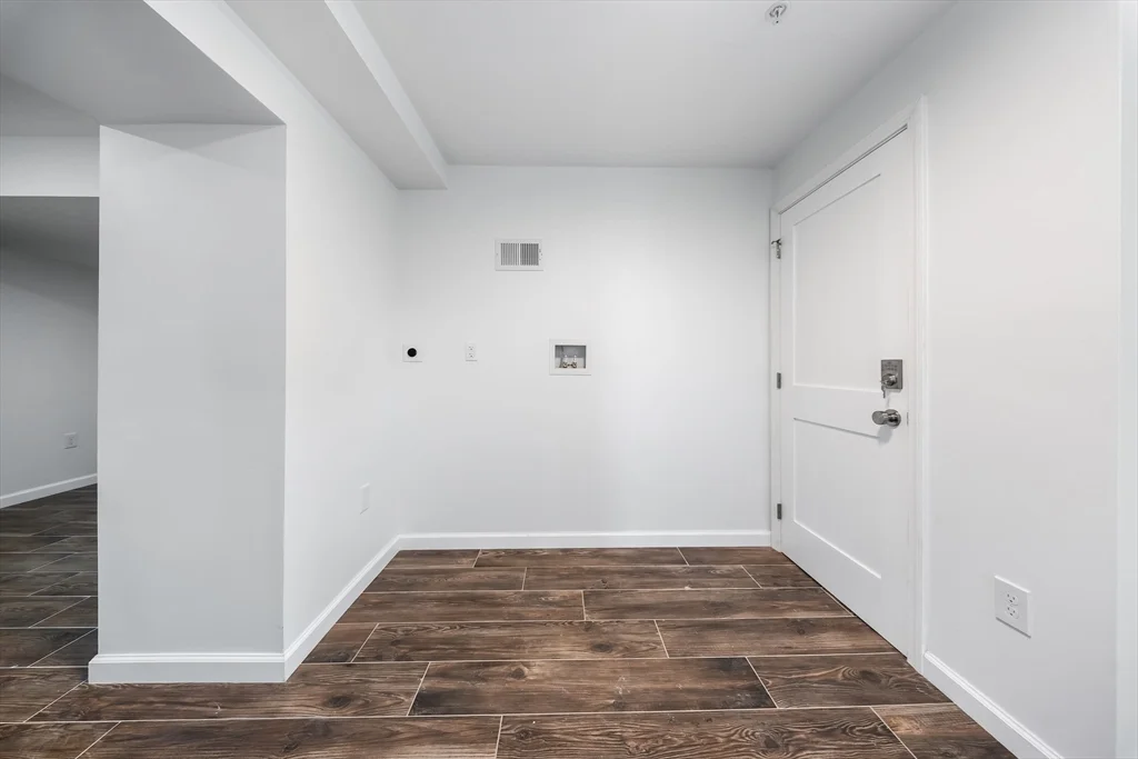 3 bed, 1 bath apartment for rent at 180 Jackson St Unit A, North Lawrence — photo 10 of 10