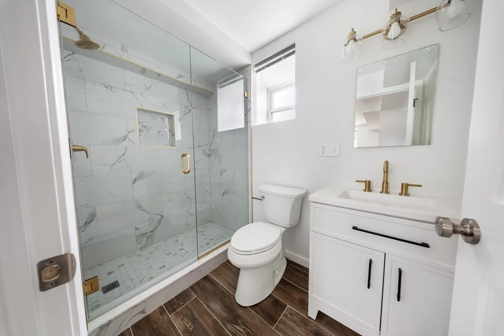 3 bed, 1 bath apartment for rent at 180 Jackson St Unit A, North Lawrence — photo 8 of 10