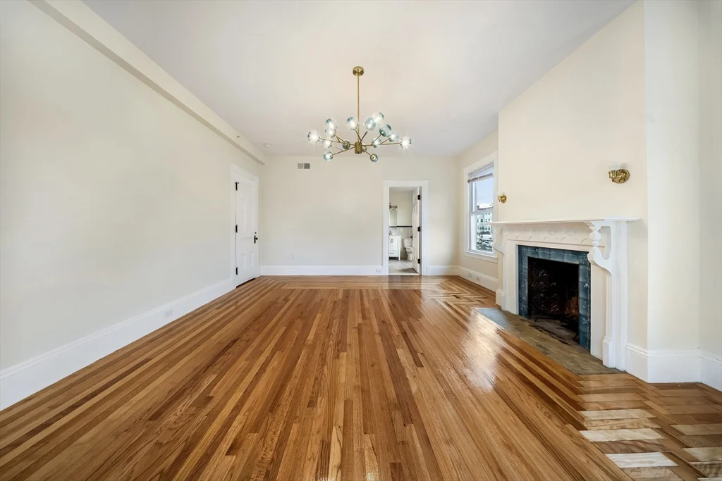 2 bed, 1 bath apartment for rent at 180 Jackson St Unit B, Lawrence — photo 6 of 8