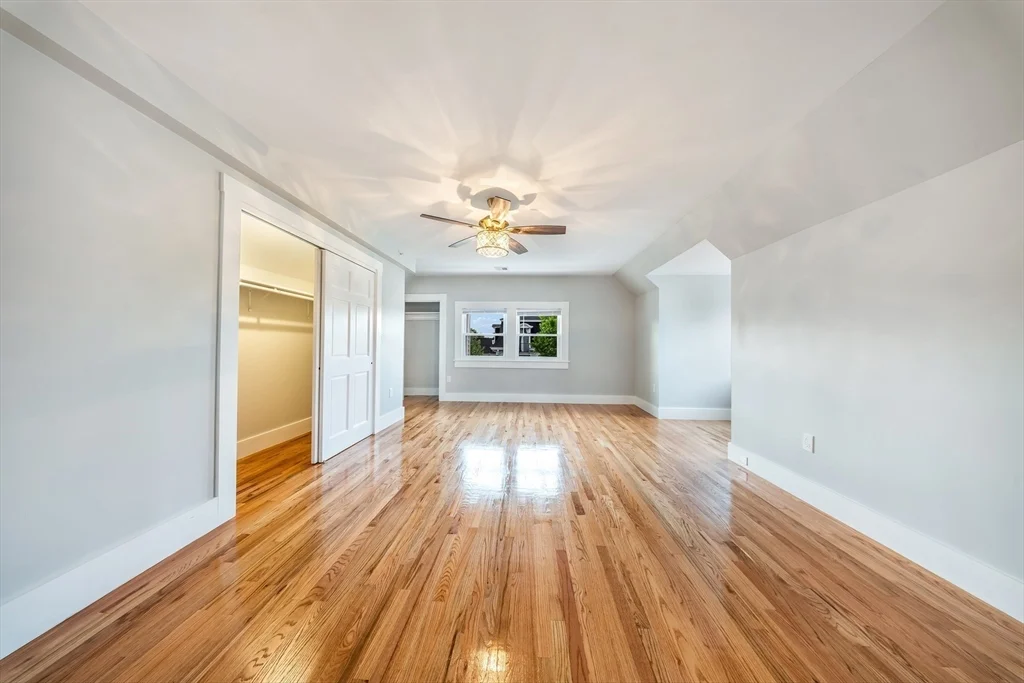 3 bed, 1 bath apartment for rent at 180 Jackson St Unit D, North Lawrence — photo 5 of 11