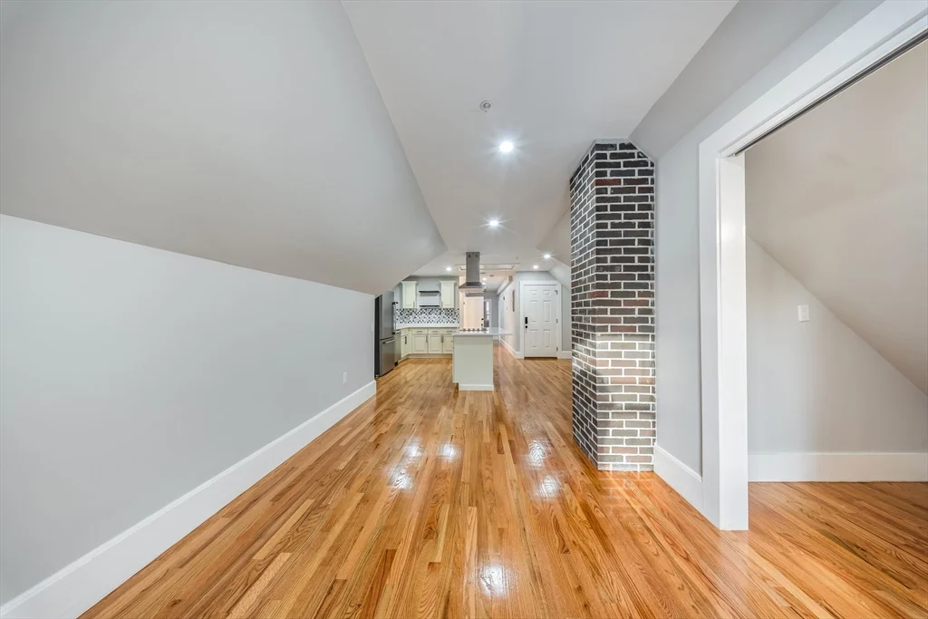 3 bed, 1 bath apartment for rent at 180 Jackson St Unit D, North Lawrence — photo 4 of 11