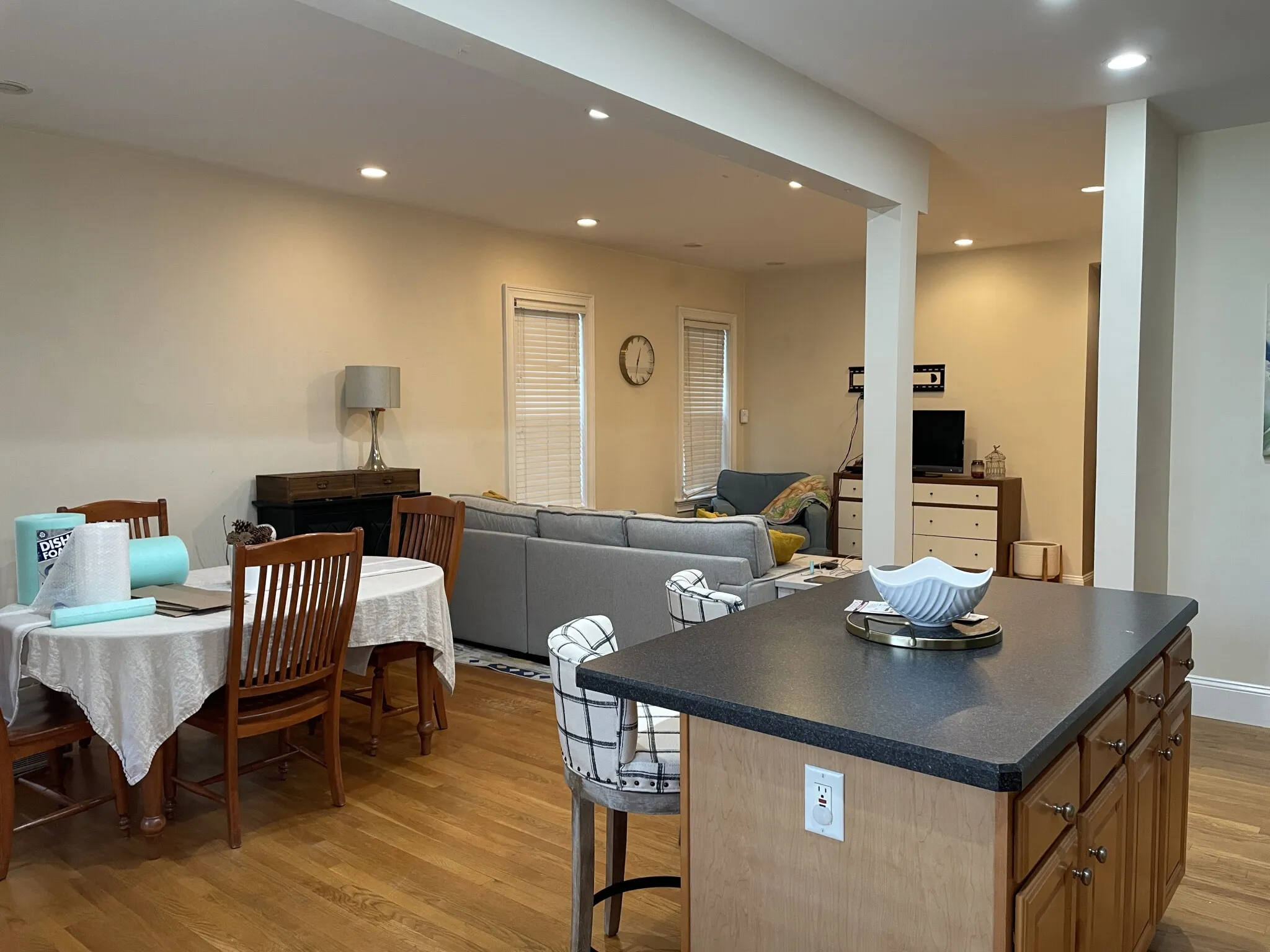 2 bed, 1 bath apartment for rent at 180 L St Unit 1, South Boston — photo 3 of 14