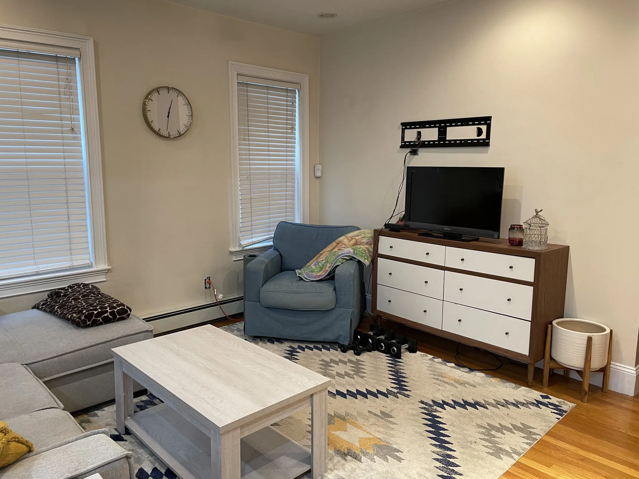 2 bed, 1 bath apartment for rent at 180 L St Unit 1, South Boston — photo 6 of 14