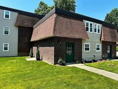 2 bed, 1 bath apartment for rent at 180 Main St Unit 4109, Bridgewater — photo 3 of 12