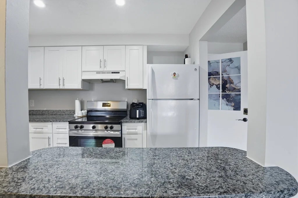 1 bed, 1 bath apartment for rent at 180 Main St Unit B34, Bridgewater — photo 9 of 20