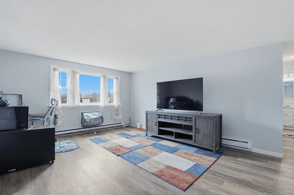 1 bed, 1 bath apartment for rent at 180 Main St Unit B34, Bridgewater — photo 2 of 20